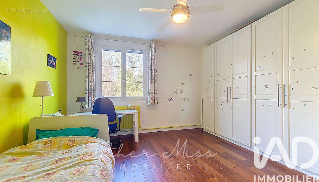 Photo 8 - Maison à SAINT-REMY-LES-CHEVREUSE