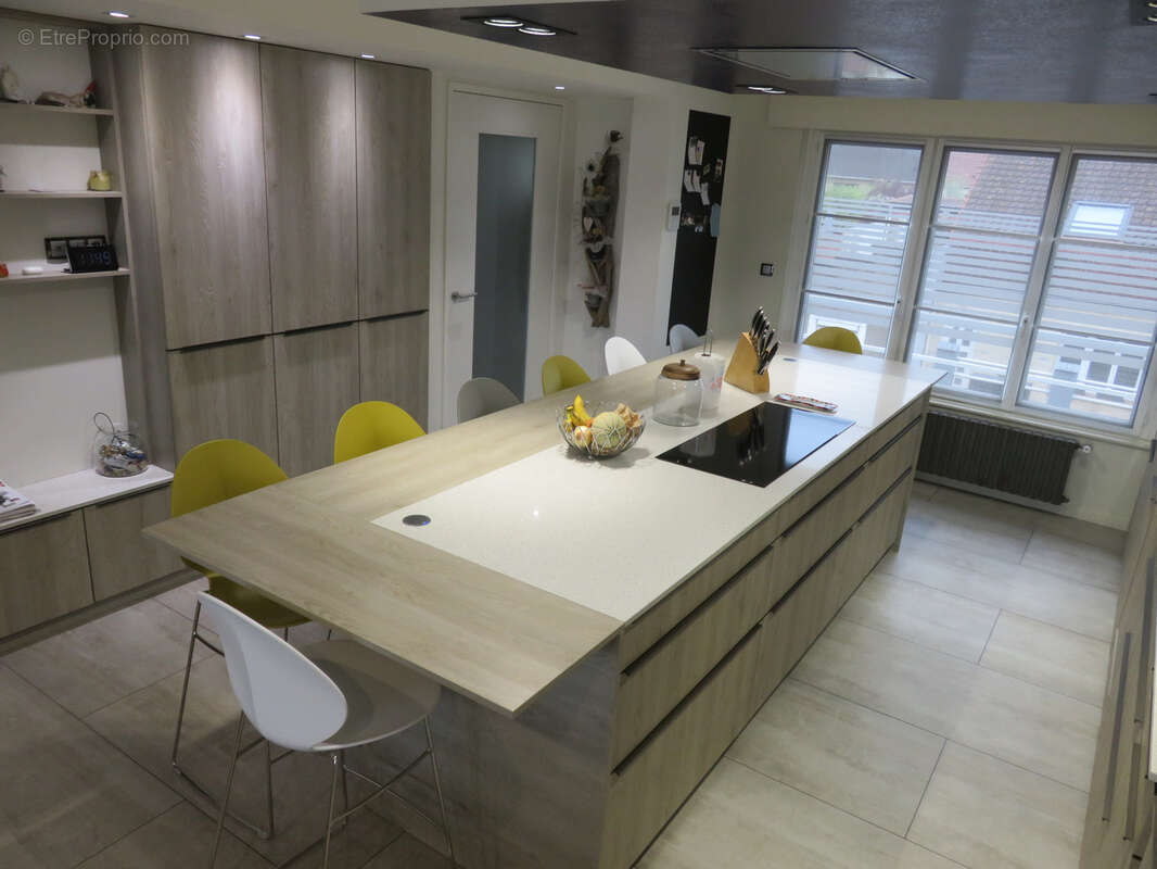 Maison avec beau volume de 142.02 m2 et studio - photo 2