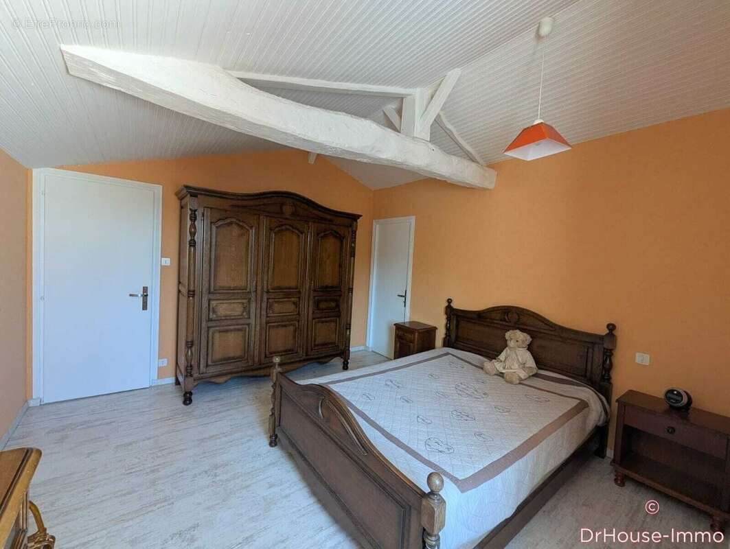 Maison à LEGE