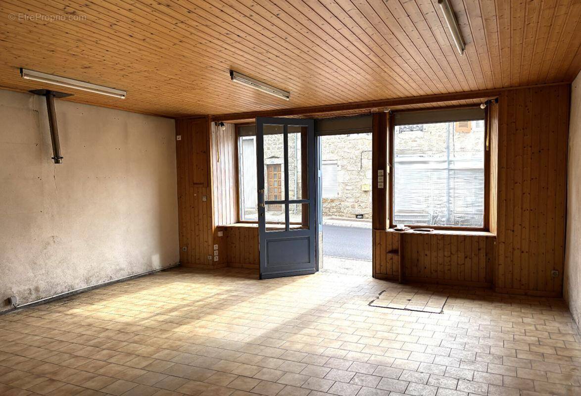 Maison à SAINT-ANTHEME