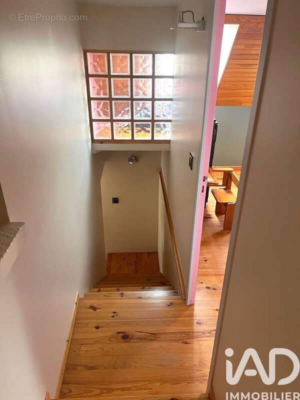 Maison 122 m² à Savignies  - photo 7