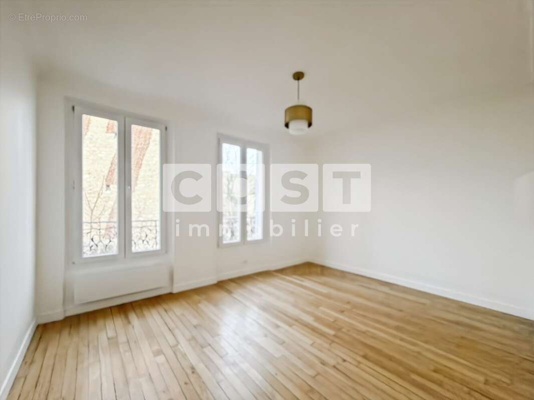 Appartement à ASNIERES-SUR-SEINE