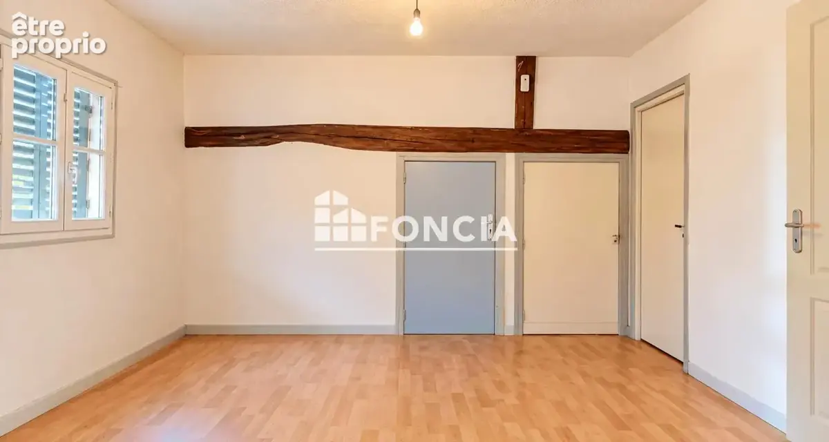 Croissy-Beaubourg centre : Maison ancienne avec jardin de 680 m², DPE C - photo 11