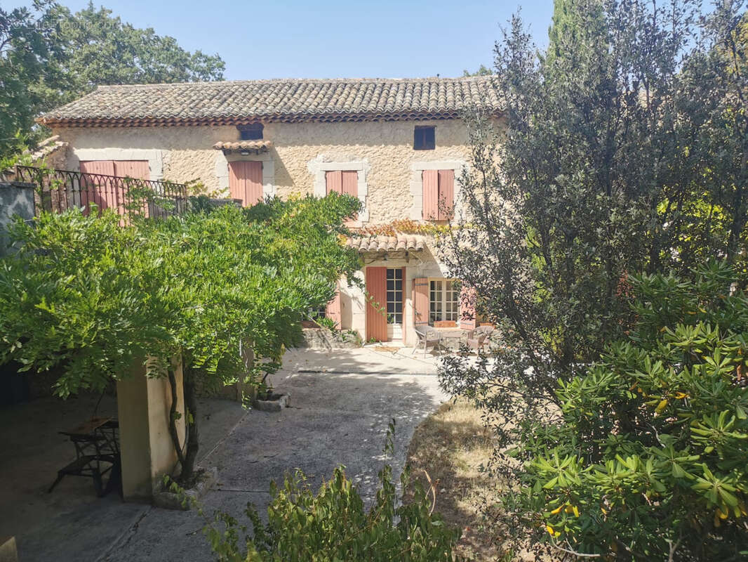 Maison à GRIGNAN