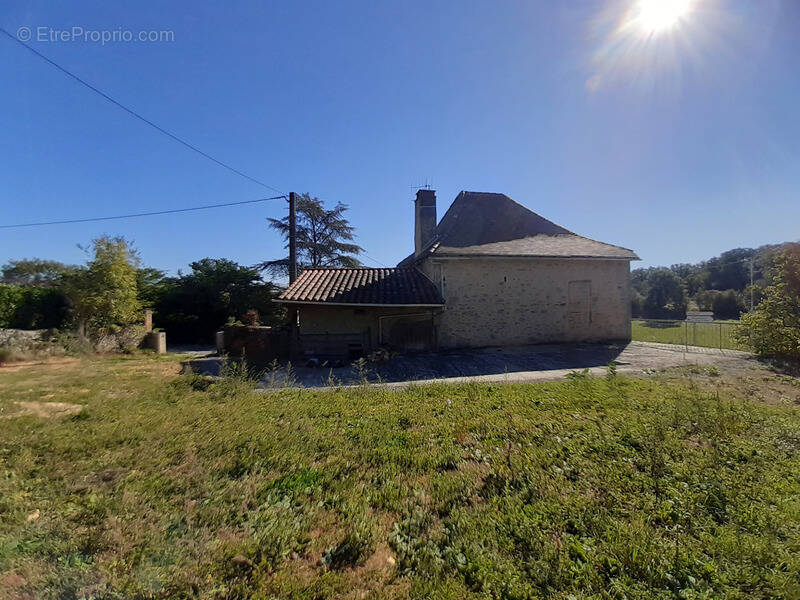 Maison à LIMOGNE-EN-QUERCY