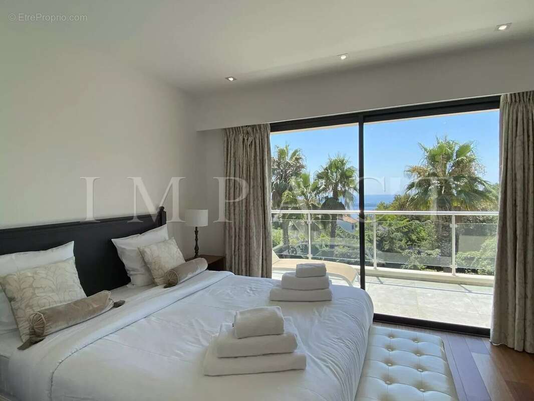 Cannes villa contemporaine vue mer a vendre - photo 10