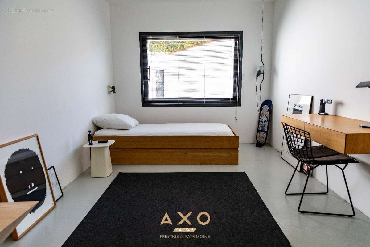 Maison à LE THOLONET