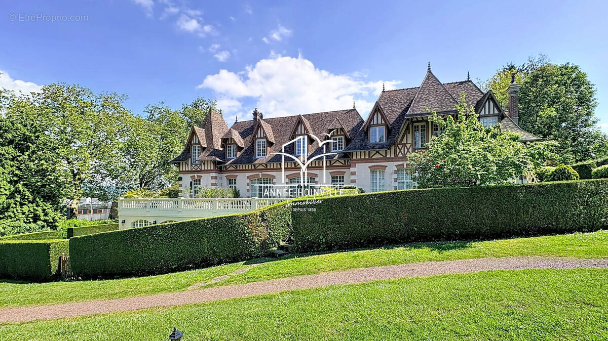 Appartement à DEAUVILLE