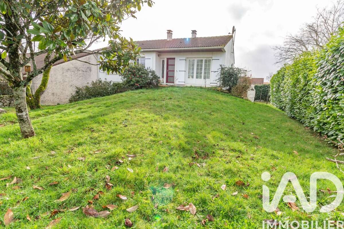 Photo 2 - Maison à LA ROCHE-SUR-YON