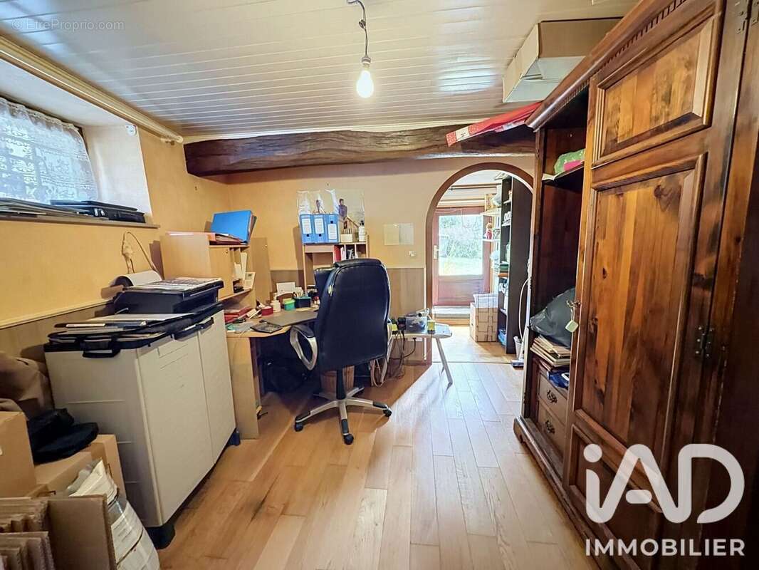 Maison 121 m² à Anet  - photo 7