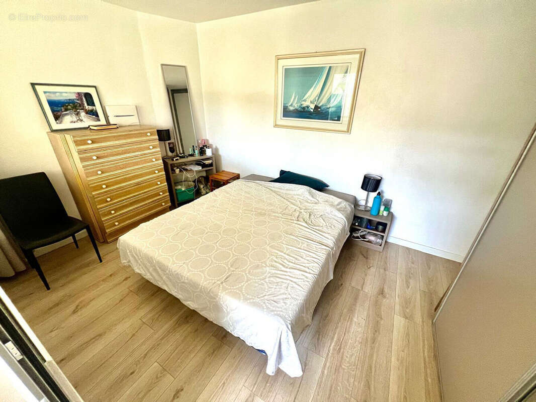 Appartement à MOUGINS