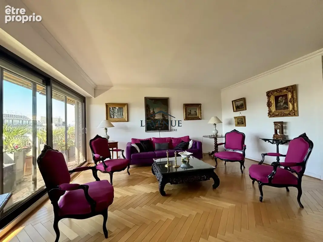 Appartement 5 pièces 109 m² à vendre à Paris-15e (75015) - photo 2