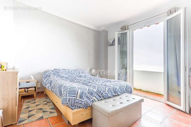 Appartement à VENCE