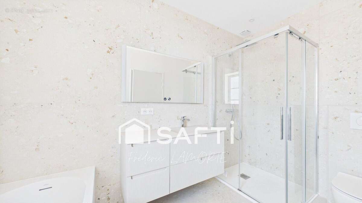 Maison 138 m² à Sainte-Soulle  - photo 6