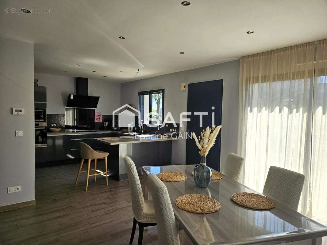 Photo 5 - Maison à BERRIC