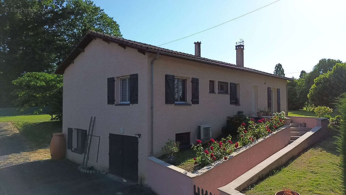 Maison à SAINT-MEDARD
