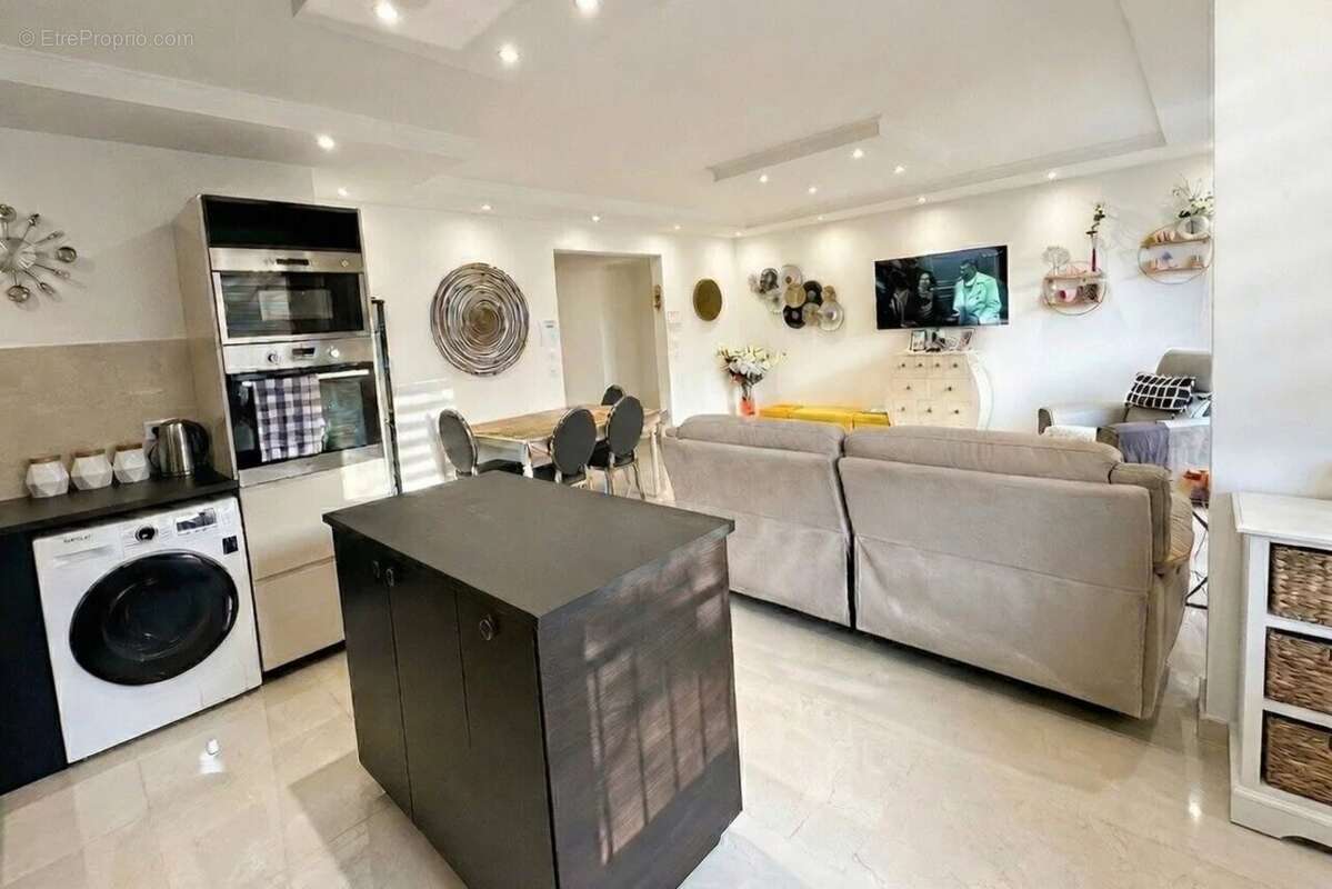 Appartement à SAINT-MAUR-DES-FOSSES