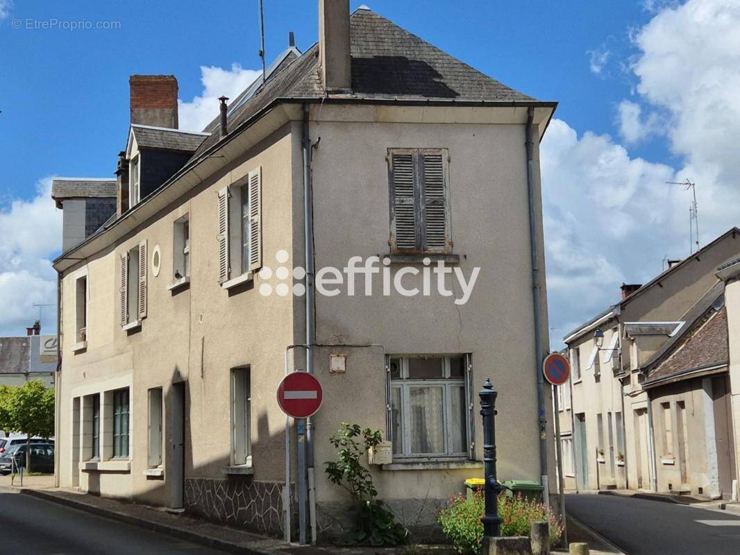 Maison à ECUEILLE