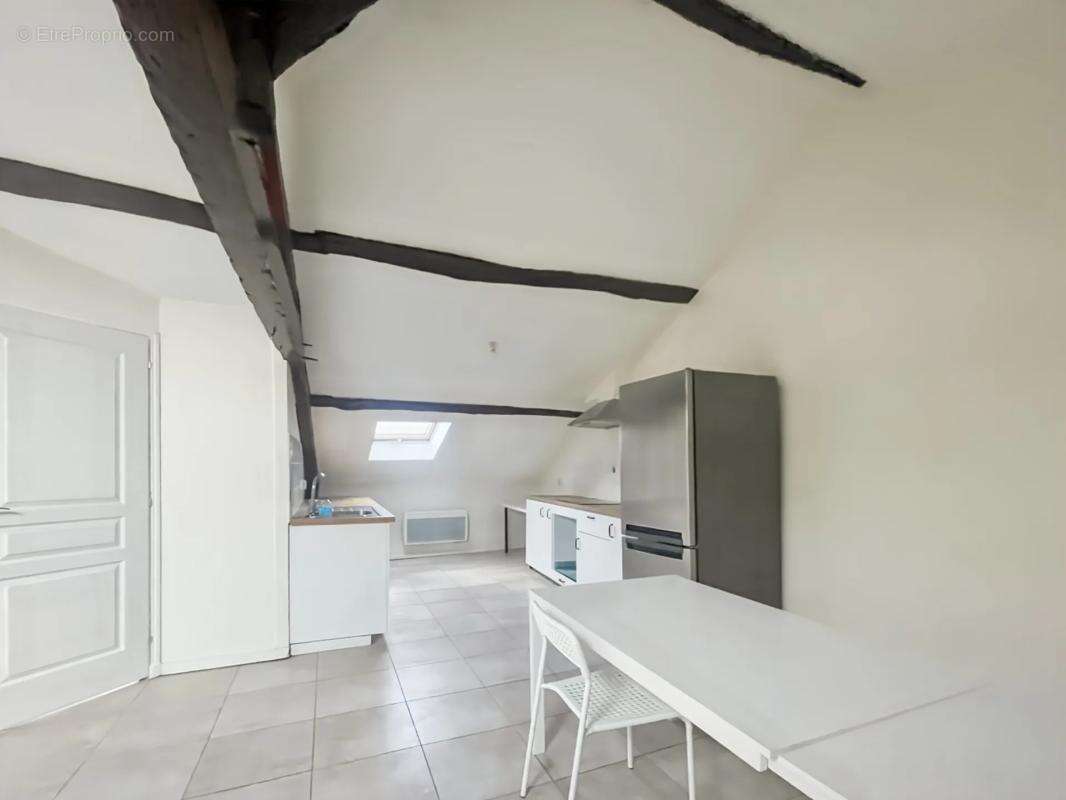 Appartement à CORBEIL-ESSONNES