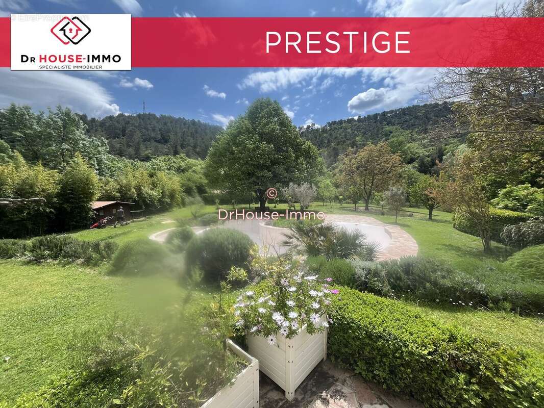 Maison à MEOUNES-LES-MONTRIEUX