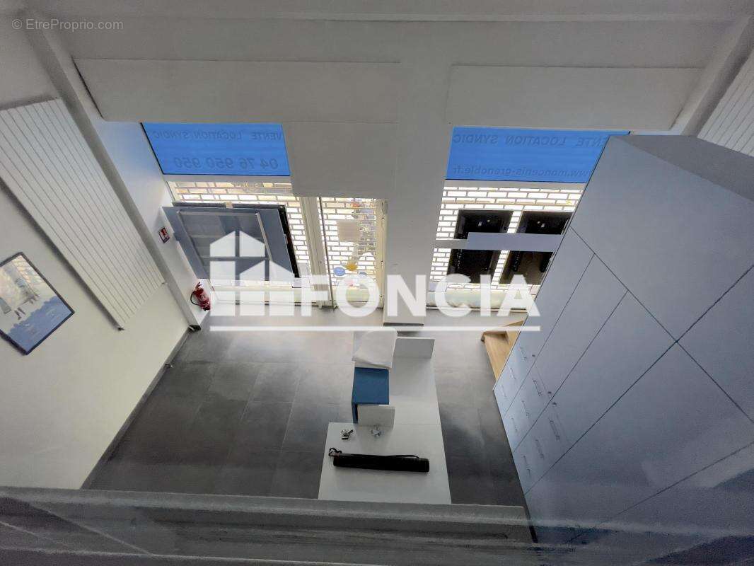 Vente - Local commercial - 56 m² - 119 000 € - GRENOBLE - photo 2