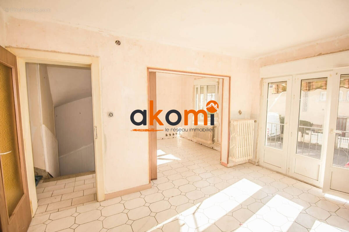 Maison à MONTIGNY-LES-METZ