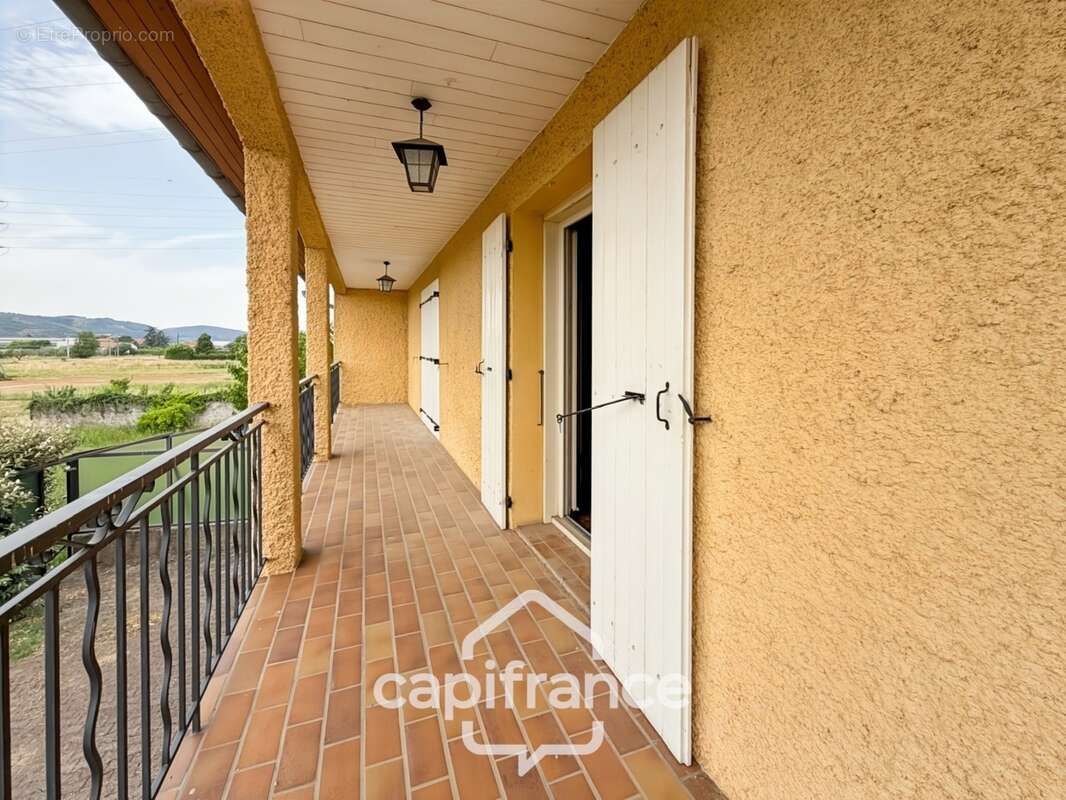 SAINT-VALLIER – Maison familiale de caractère de 202 m² sur un magnifique terrain de 1 878 m² - photo 12