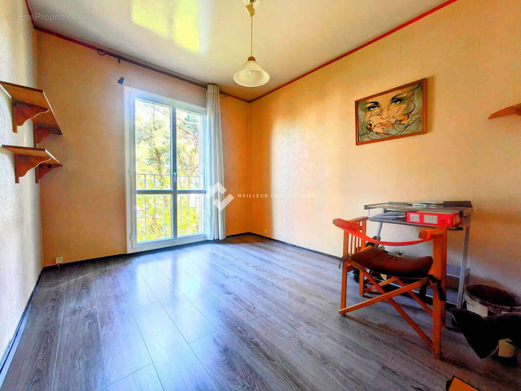 Appartement à MARSEILLE-9E