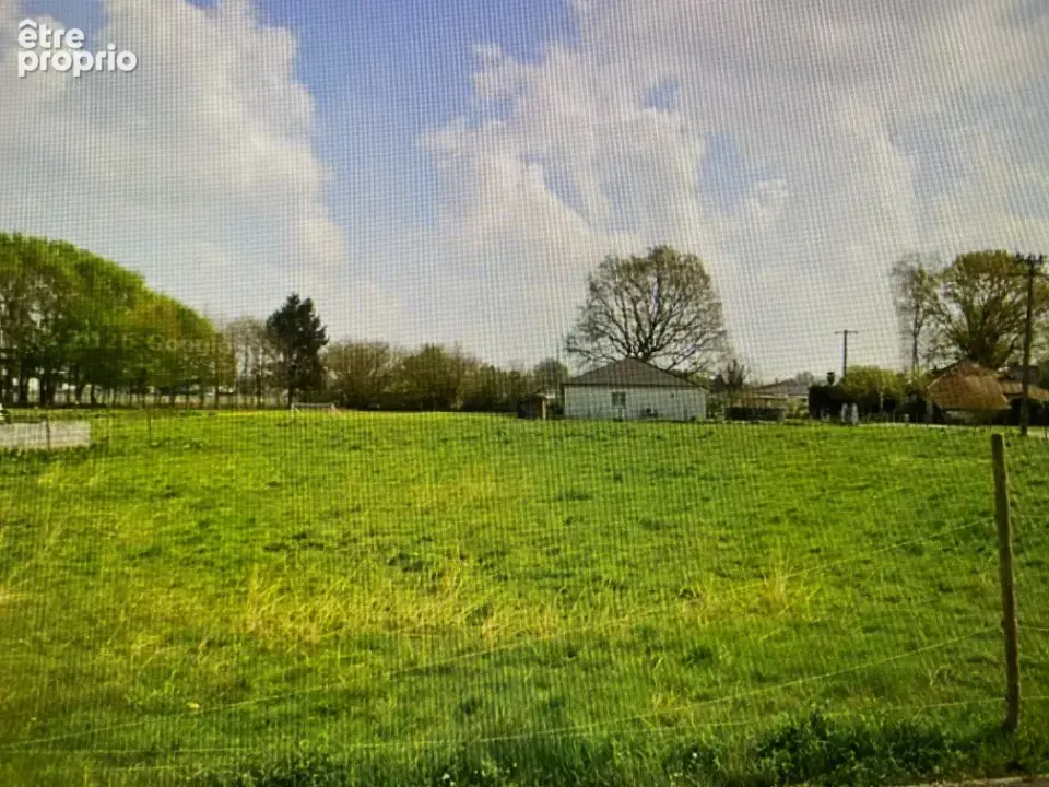 Terrain à BAZET