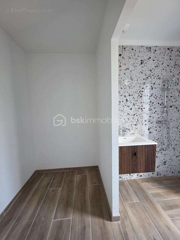 Maison neuve re2020- moirax- 3 chambres- jardin 1086 m² - photo 10