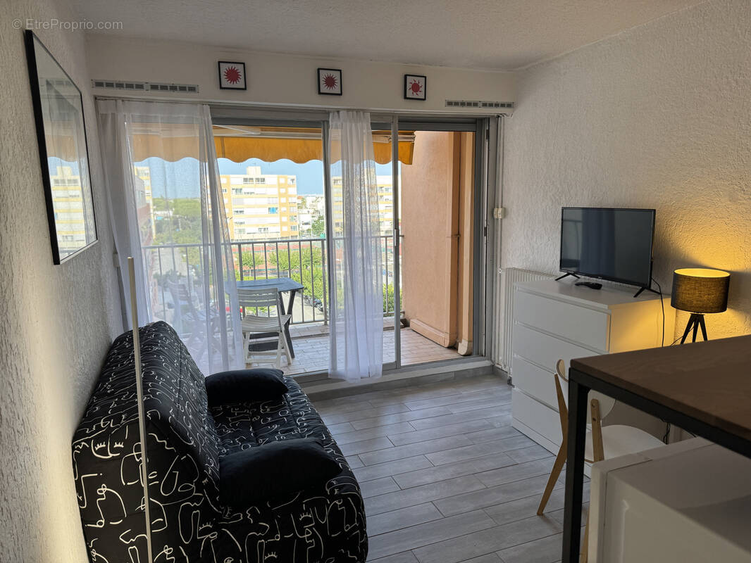 Appartement à MAUGUIO