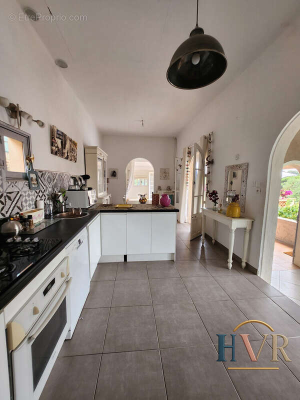 Maison 75 m² à Toulon  - photo 4