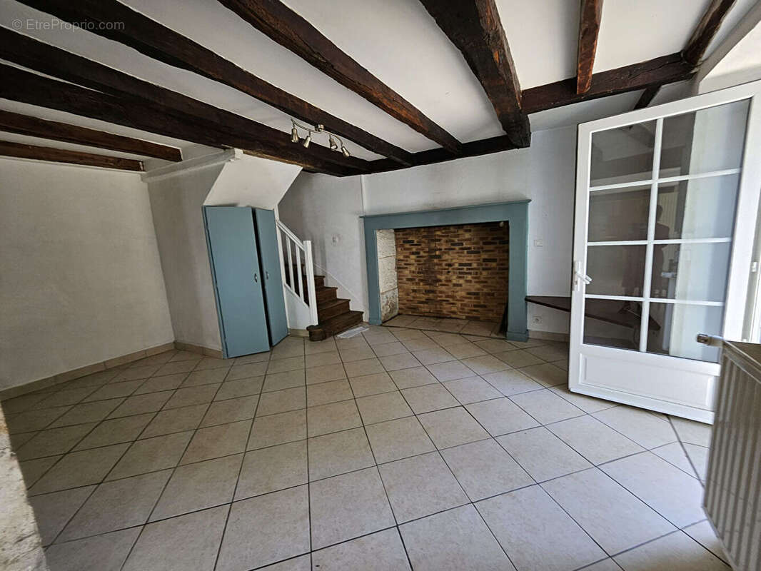 Maison en pierre rénovée à deux pas du village de Cubjac-Auvézère-Val d'Ans - photo 5
