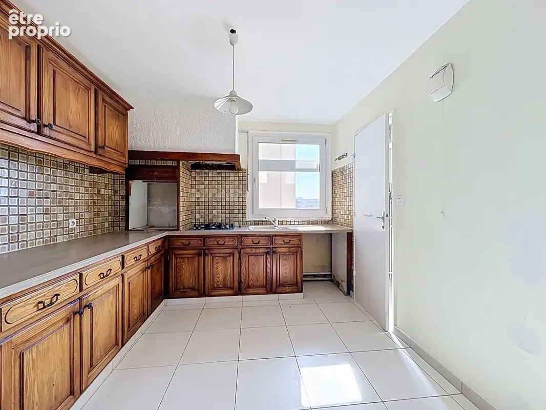 A VENDRE Appartement Caluire Et Cuire 5 pièces 115 m2 - photo 8