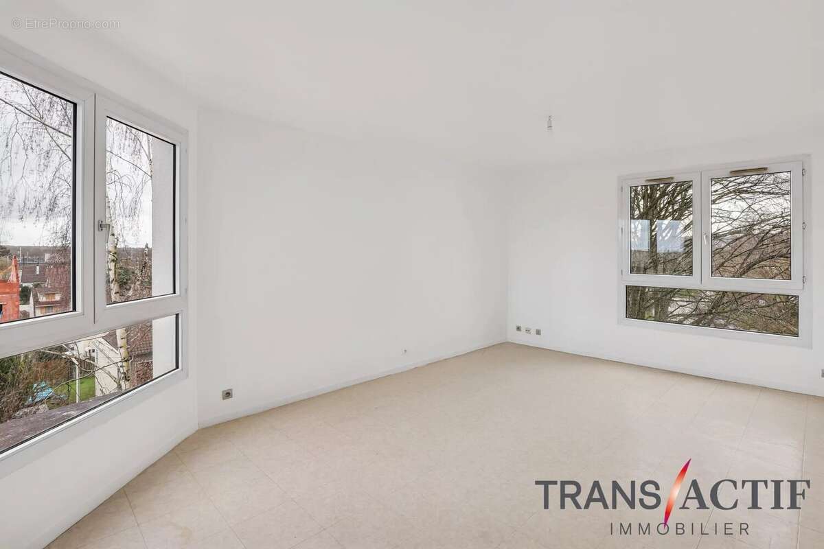 Appartement à ATHIS-MONS