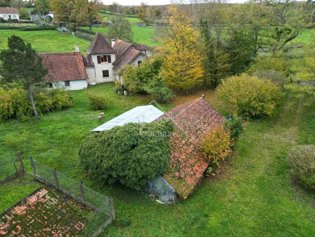 Maison à SALIGNY-SUR-ROUDON
