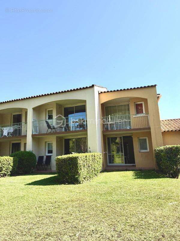 Appartement à MANDELIEU-LA-NAPOULE