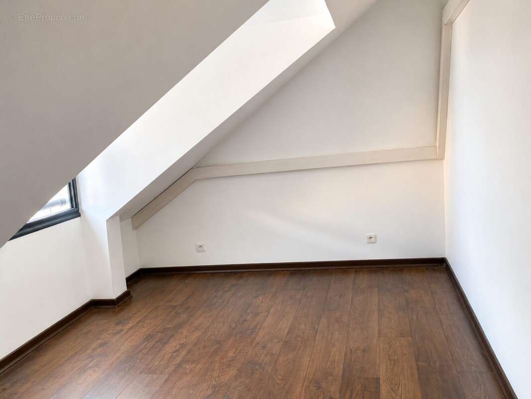 Appartement 70 m² à Saint-Denis  - photo 6