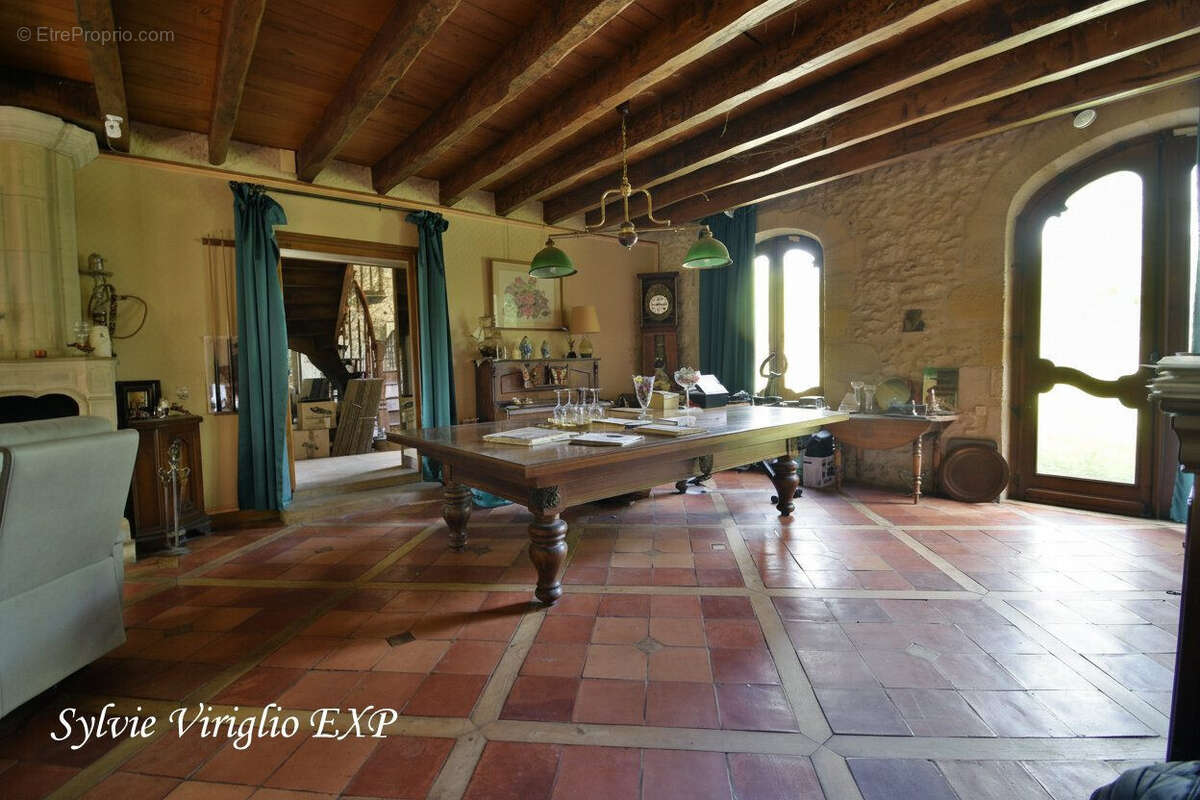 Maison 255 m² à Montcaret  - photo 8