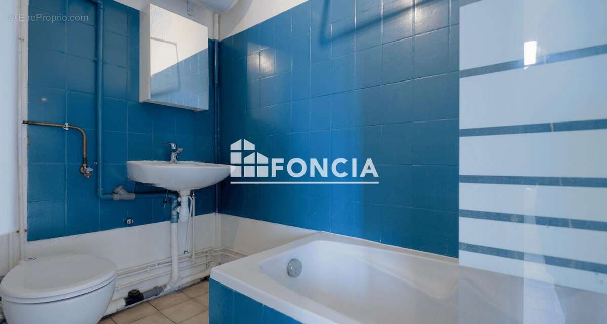 Appartement à CORBEIL-ESSONNES