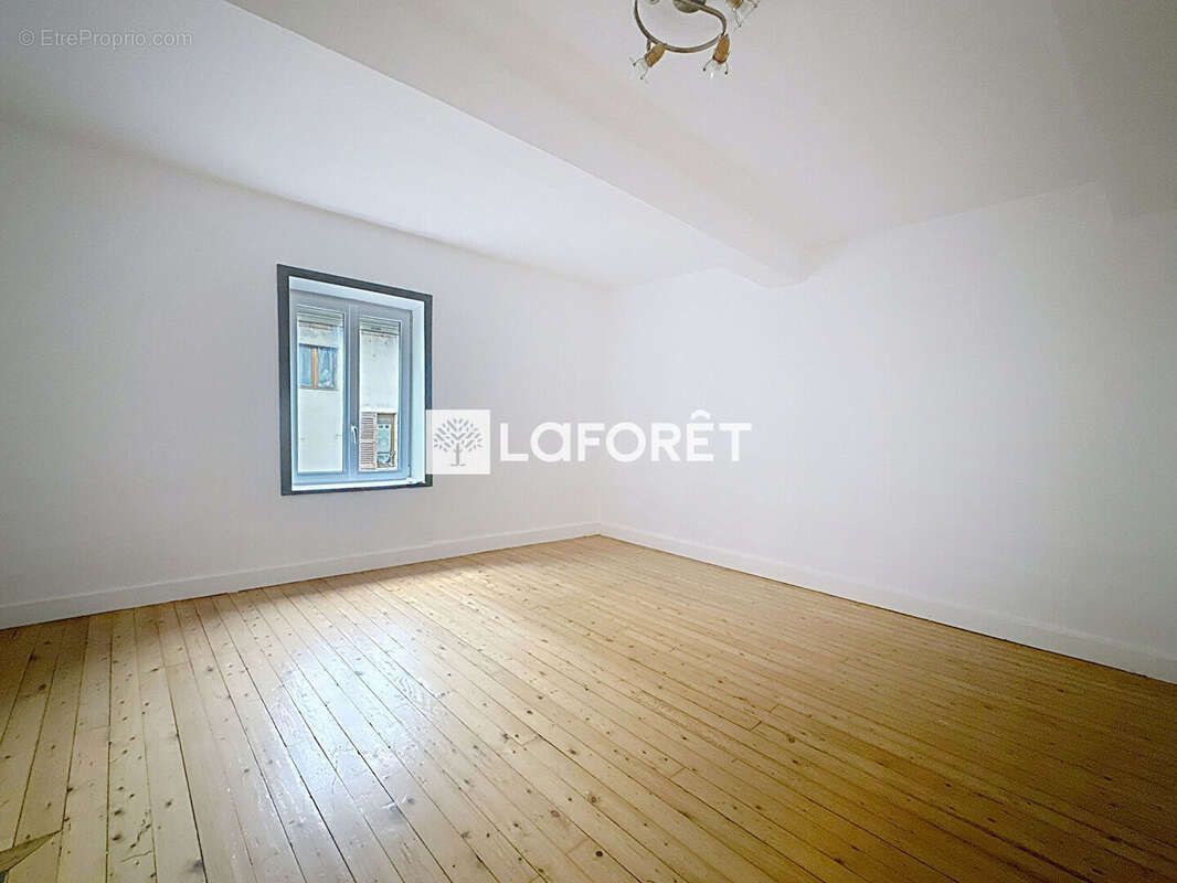 Maison à SAINT-TRIVIER-SUR-MOIGNANS