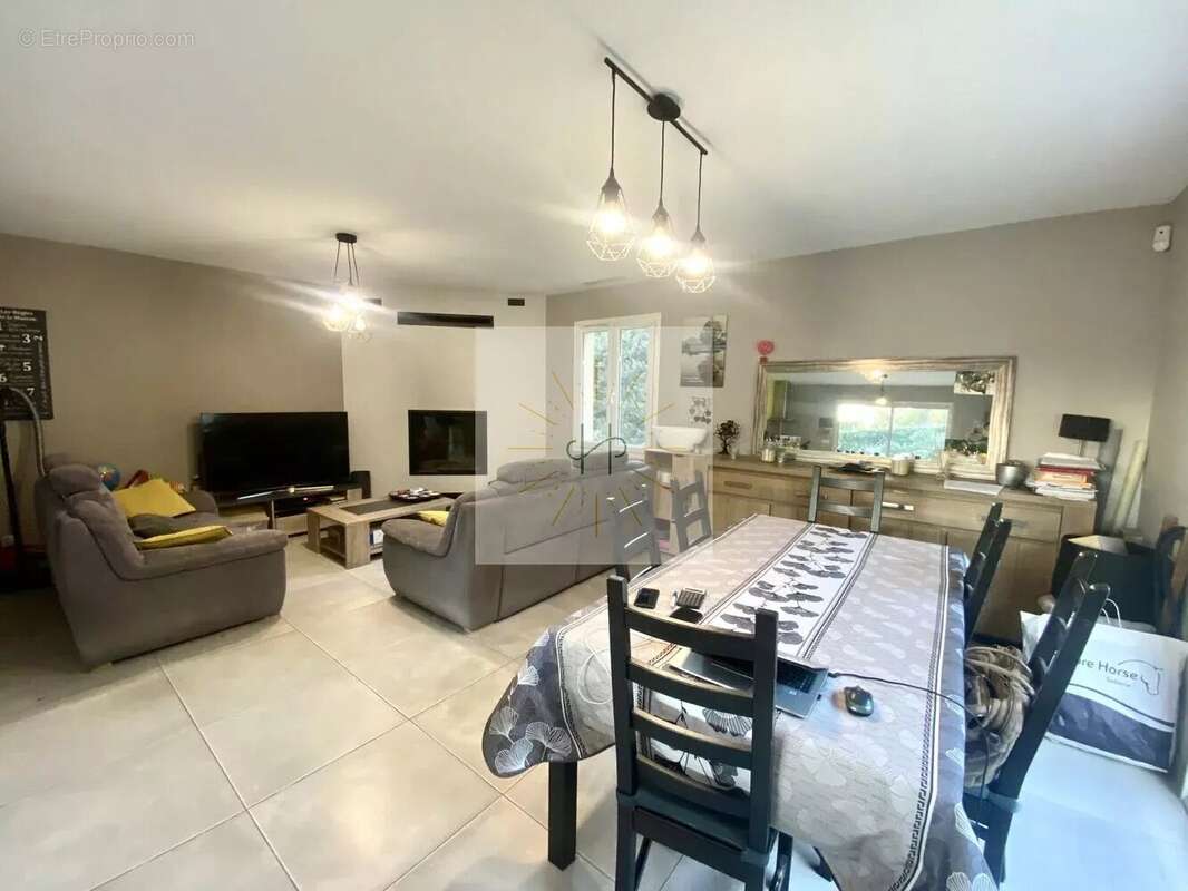 Appartement à MONTELIMAR