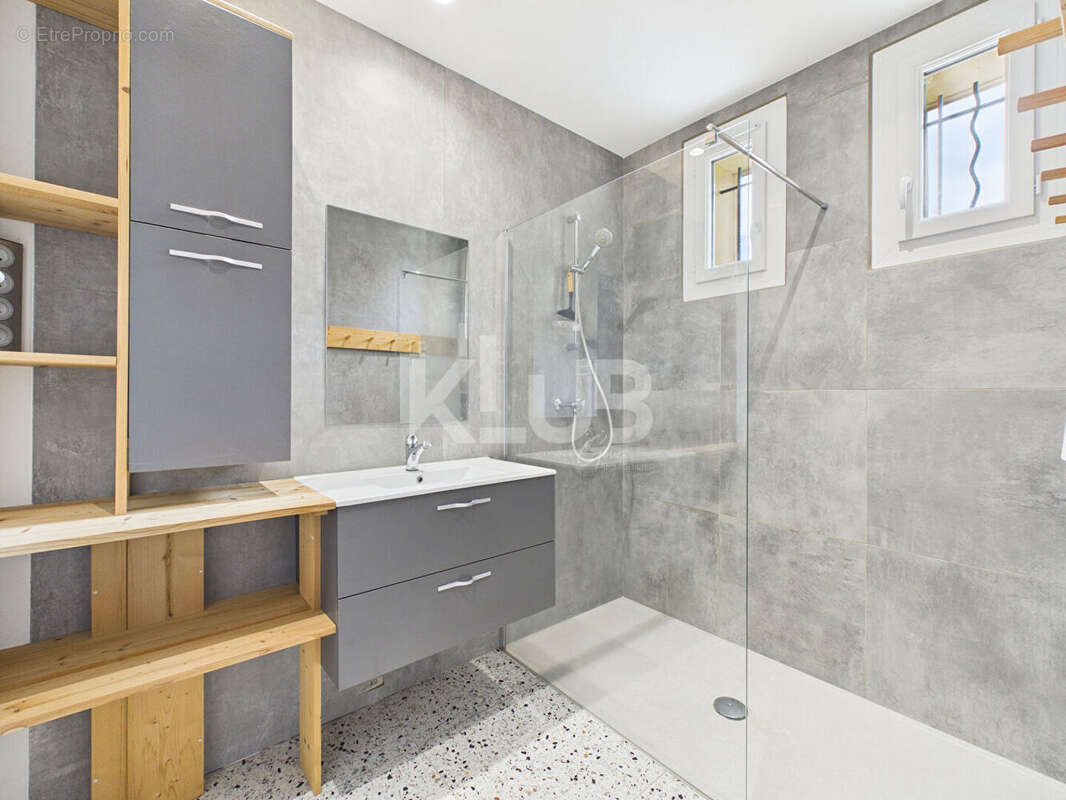 Maison à PRUNELLI-DI-FIUMORBO