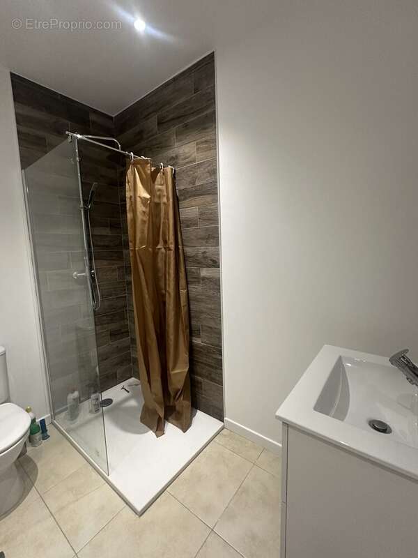 Appartement à SAINT-MAXIMIN-LA-SAINTE-BAUME