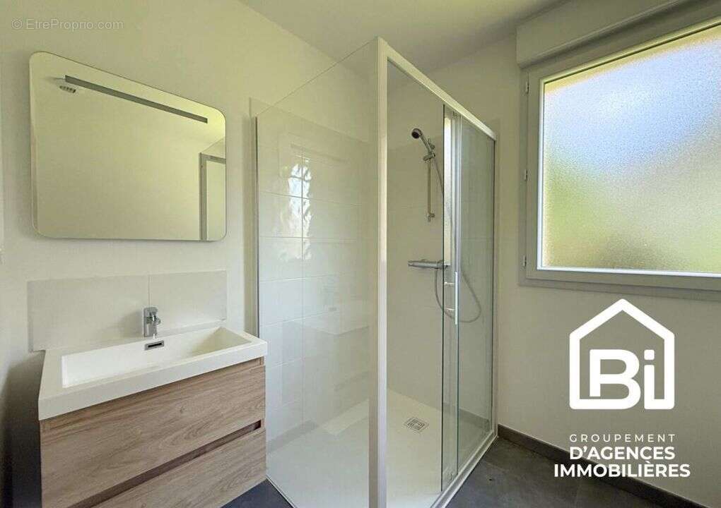 Maison à OUISTREHAM