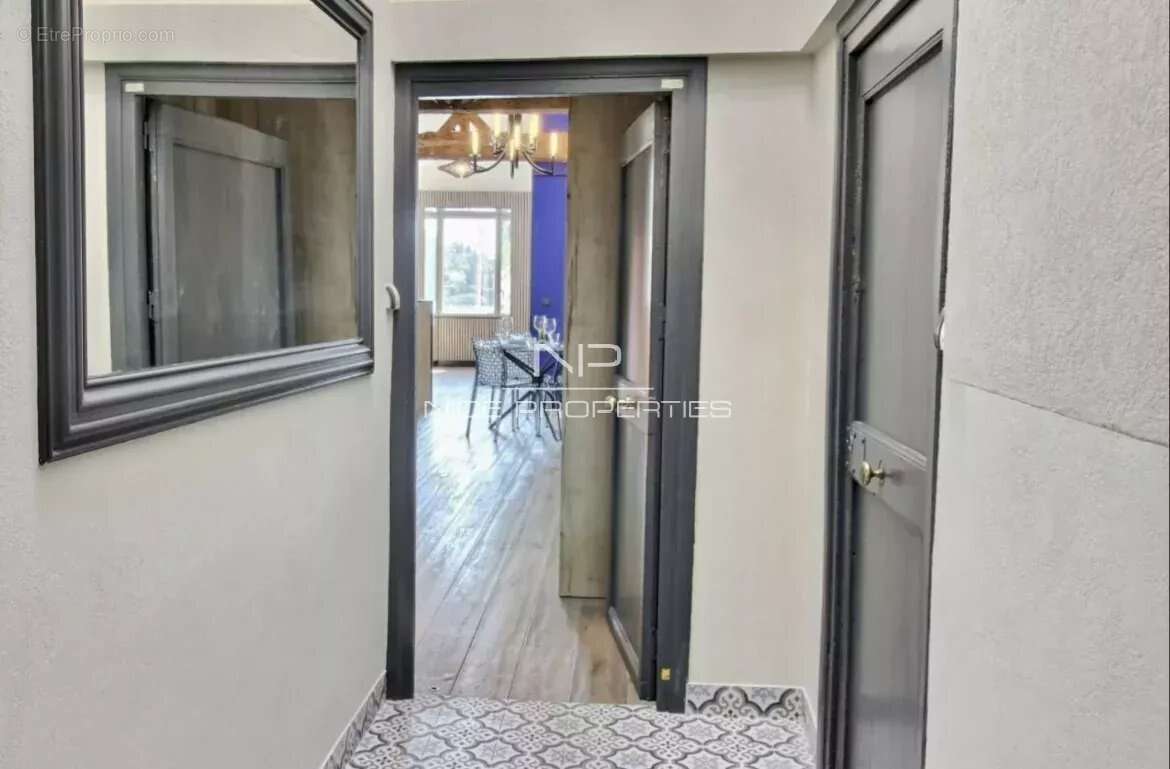 Appartement à VILLEFRANCHE-SUR-MER