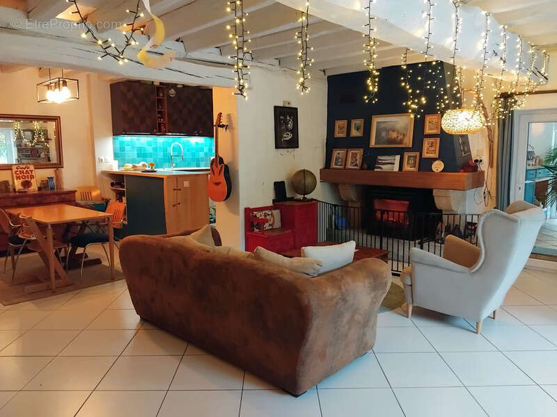 Exceptionnelle demeure du 18ᵉ siècle, habitation et activité touristique au cœur du Pays Basque ! - photo 10