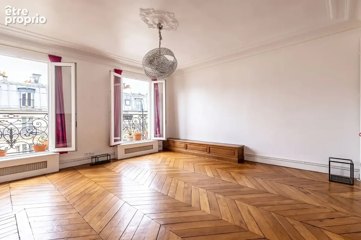 Paris 2e réaumur / arts-et-métiers 3 pièces avec balcon, étage élevé et ascenseur - photo 3