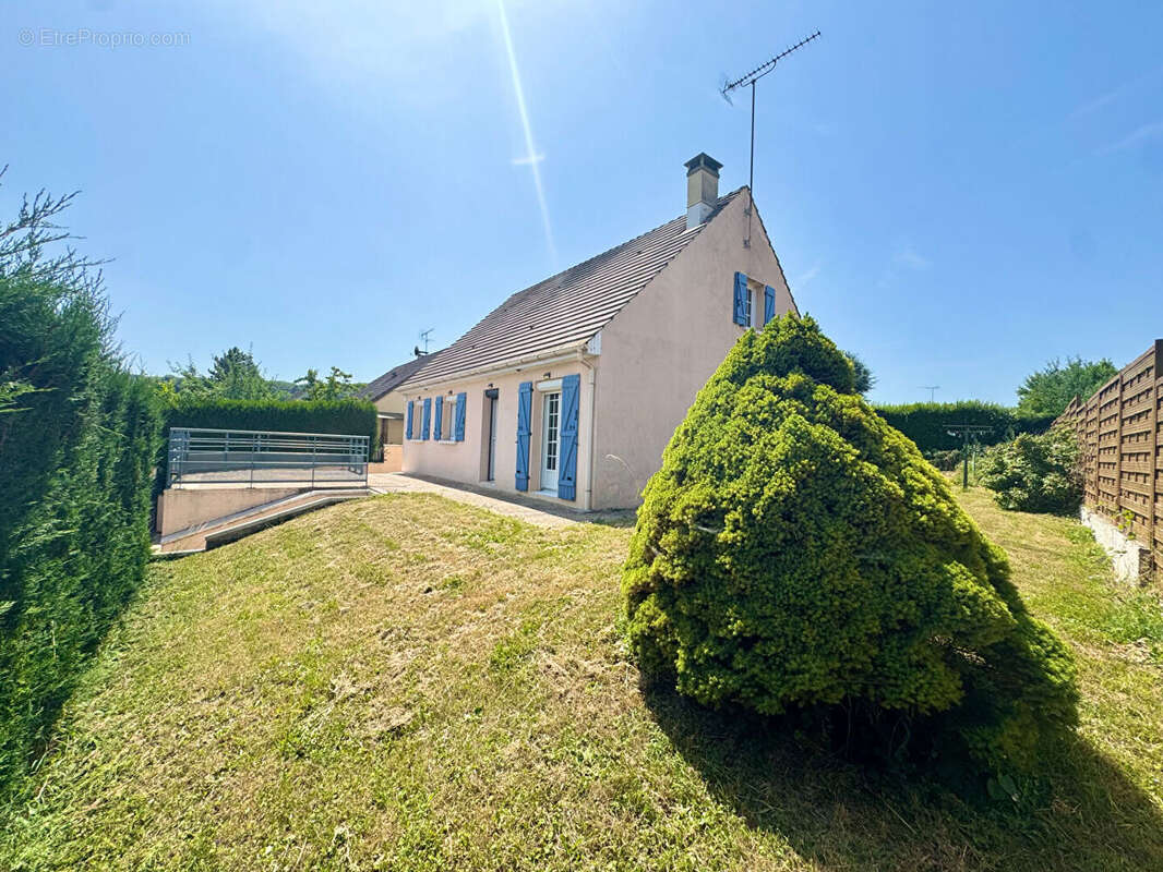 Belle maison familiale - 140m² - Sans travaux - photo 17