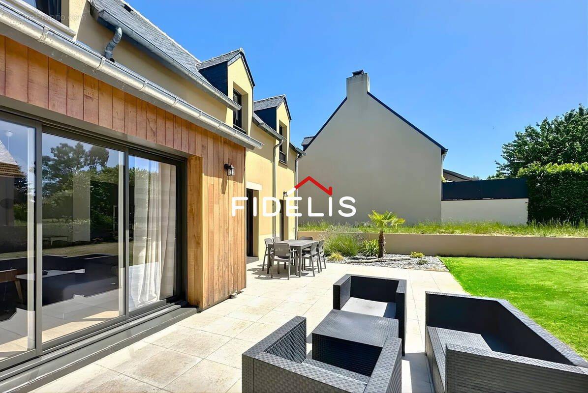 Maison à SAINT-SULIAC